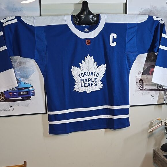 Toronto Maple Leafs #91 TAVARES NHL Game Day Jersey - Picture 6 of 11